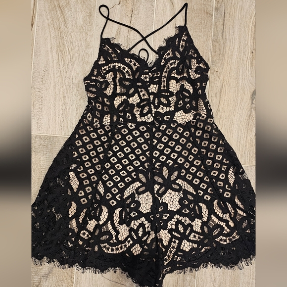Express Pants - EXPRESS BLACK LACE ROMPER SEXY! SIZE 2